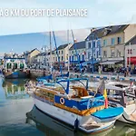 Apartmán Les Douves Duplex 5 Personnes Lumineux Avec Jardin Et Terrasse Amenagee , Vue Sur Chateau A 5mn De La Mer, Proche Omaha Et Bayeux *