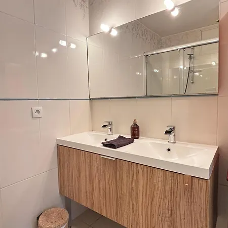 Les Douves Duplex 5 Personnes Lumineux Avec Jardin Et Terrasse Amenagee , Vue Sur Chateau A 5mn De La Mer, Proche Omaha Et Bayeux Commes