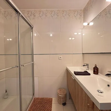 Apartmán Les Douves Duplex 5 Personnes Lumineux Avec Jardin Et Terrasse Amenagee , Vue Sur Chateau A 5mn De La Mer, Proche Omaha Et Bayeux