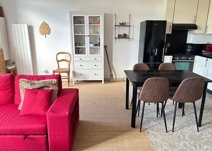 Les Douves Duplex 5 Personnes Lumineux Avec Jardin Et Terrasse Amenagee , Vue Sur Chateau A 5mn De La Mer, Proche Omaha Et Bayeux Commes