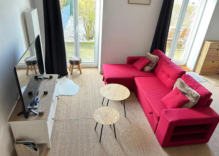 Les Douves Duplex 5 Personnes Lumineux Avec Jardin Et Terrasse Amenagee , Vue Sur Chateau A 5mn De La Mer, Proche Omaha Et Bayeux Lejlighed *