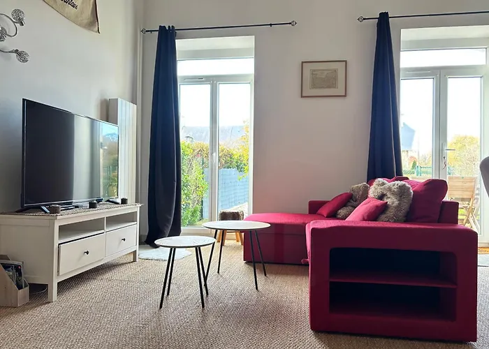 Lägenhet Les Douves Duplex 5 Personnes Lumineux Avec Jardin Et Terrasse Amenagee , Vue Sur Chateau A 5mn De La Mer, Proche Omaha Et Bayeux Commes