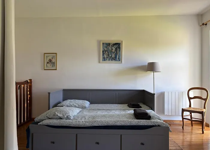 Les Douves Duplex 5 Personnes Lumineux Avec Jardin Et Terrasse Amenagee , Vue Sur Chateau A 5mn De La Mer, Proche Omaha Et Bayeux Lägenhet